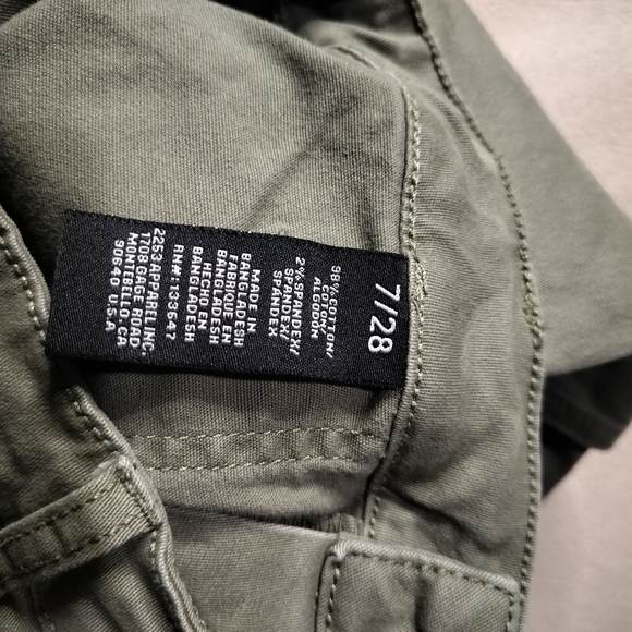 Celebrity Pink Women's Olive Cargo Pants High Rise Skinny Sz 7/28 - Picture 8 of 13